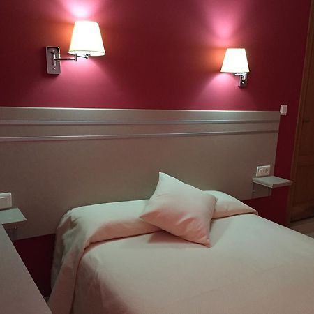 Hotel Carmen Teresa Торремолинос Экстерьер фото