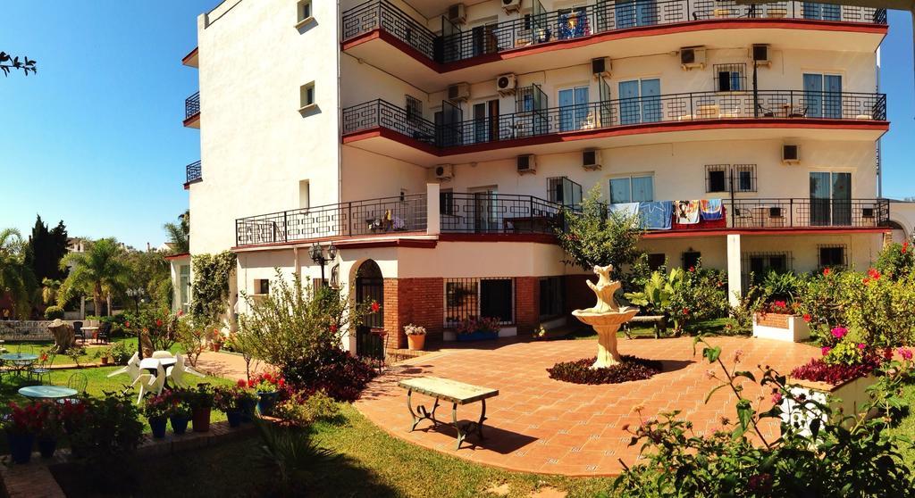 Hotel Carmen Teresa Торремолинос Экстерьер фото