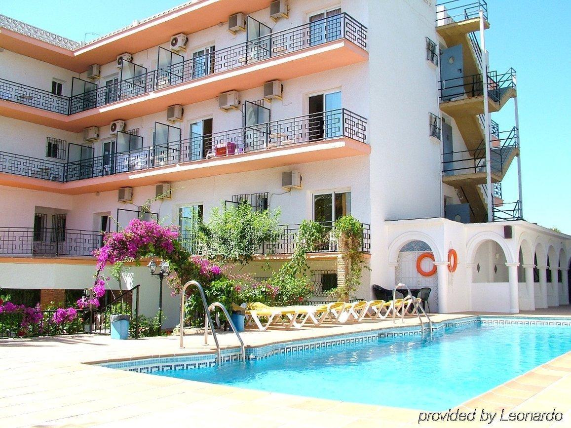 Hotel Carmen Teresa Торремолинос Экстерьер фото