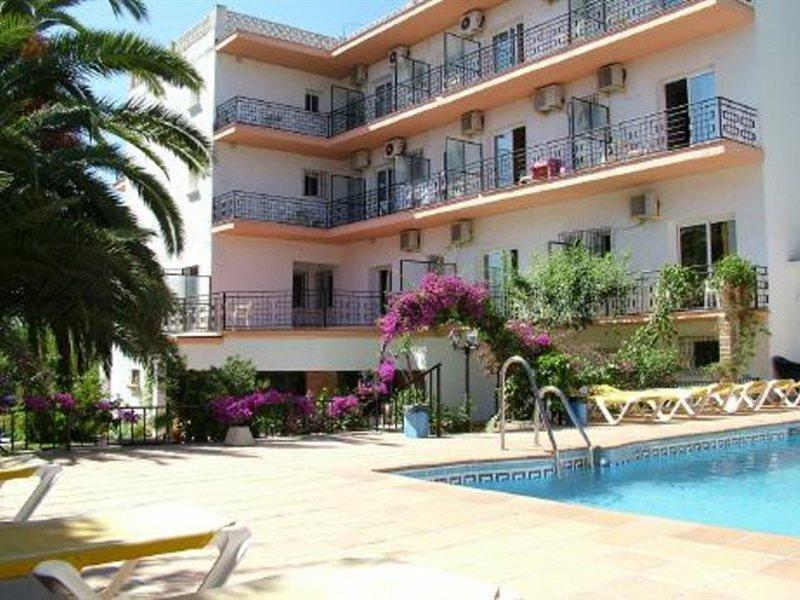 Hotel Carmen Teresa Торремолинос Экстерьер фото